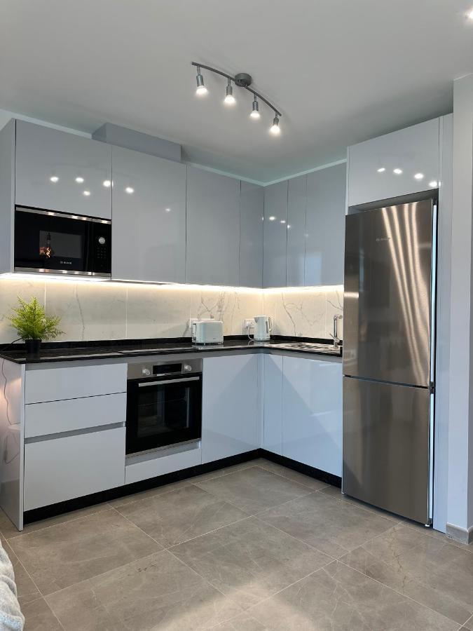 E1 Presidential Studios On High Floor With Stunning Sea Views Gibraltar Exterior photo